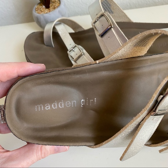 Madden Girl Bryceee Footbed Sandals Silver Size 7 - Picture 11 of 12